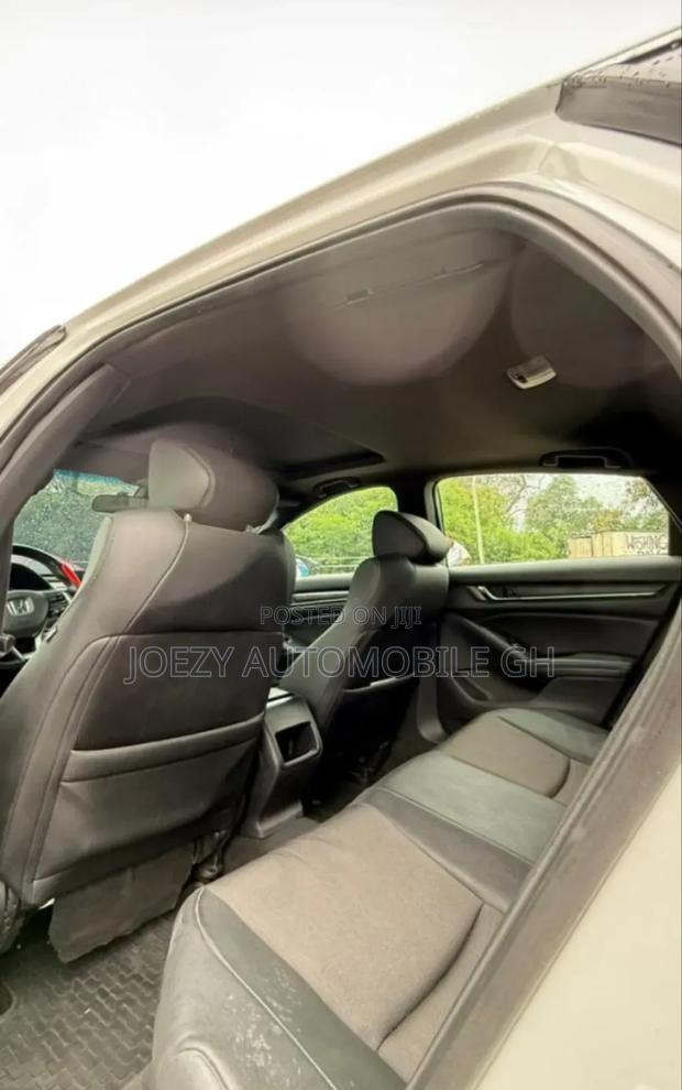 Honda Accord 2019 White