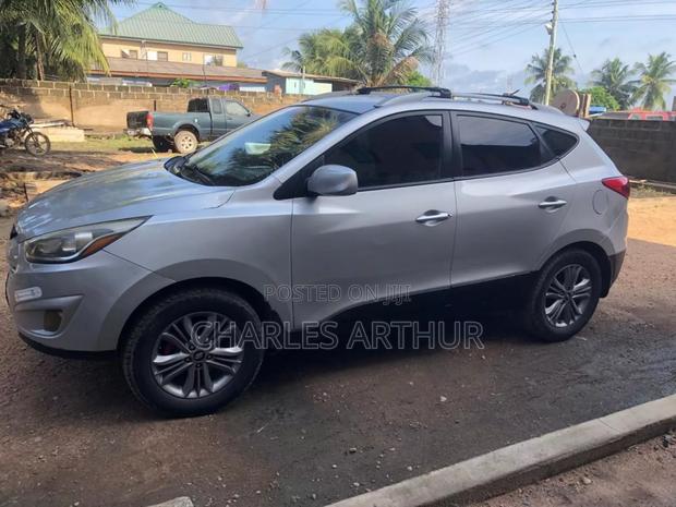 Hyundai Tucson GLS AWD 2013 Silver