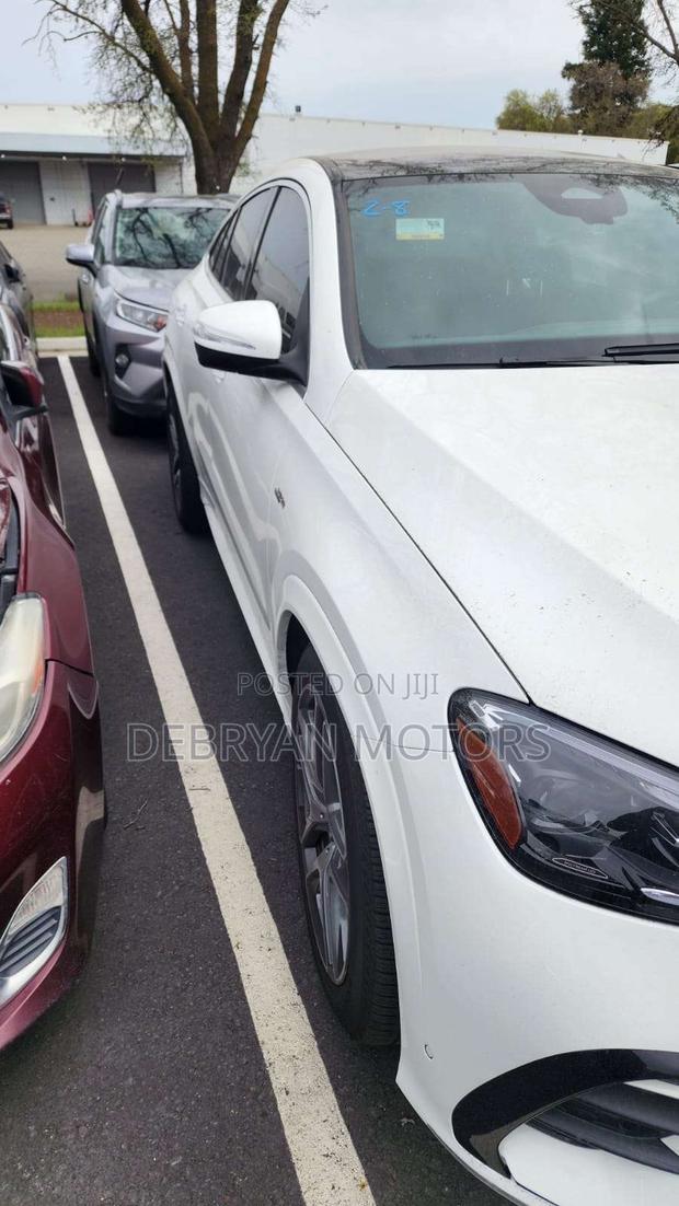 Mercedes-Benz GLE53 2024 White