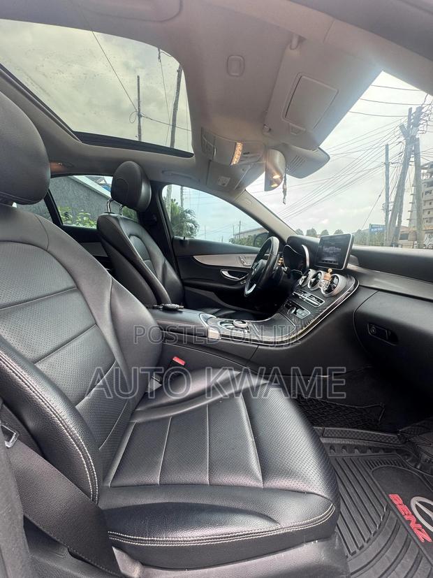 Mercedes-Benz C300 Luxury Sedan RWD (2.0L 4cyl 7A) 2016 White