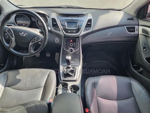 Hyundai Elantra Limited PZEV 4dr Sedan (1.8L 4cyl 6A) 2015 Gray