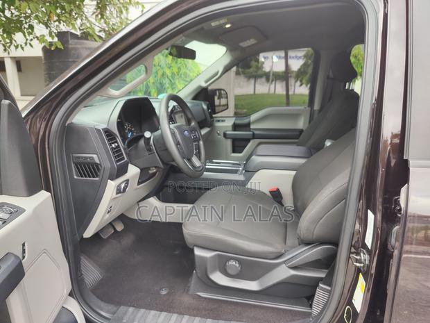 Ford F-150 Lariat 4x4 SuperCrew Cab Styleside 5.5 ft. box 145 in. WB