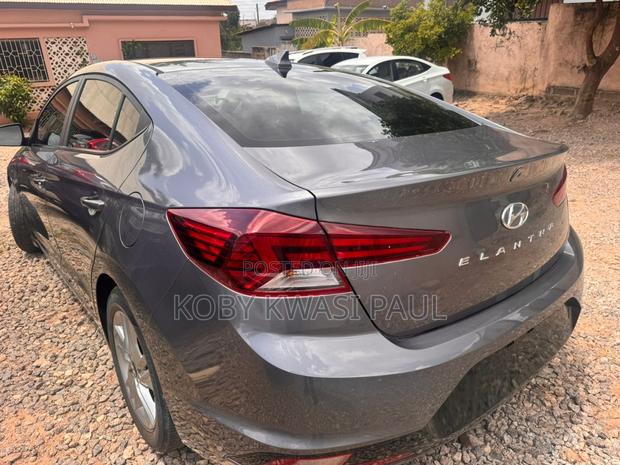 Hyundai Elantra SE 2019 Gray
