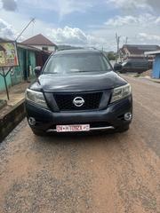 Nissan Pathfinder 2016 Gray for sale