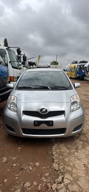 Toyota Vitz 2010 Silver for sale