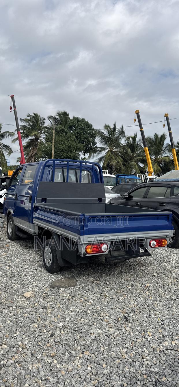 Hyundai Porter II 2015 Blue