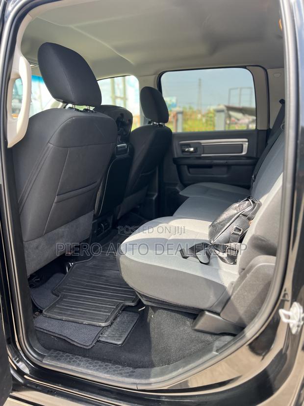 Dodge RAM 1500 5.7 Petrol AWD 2021 Black