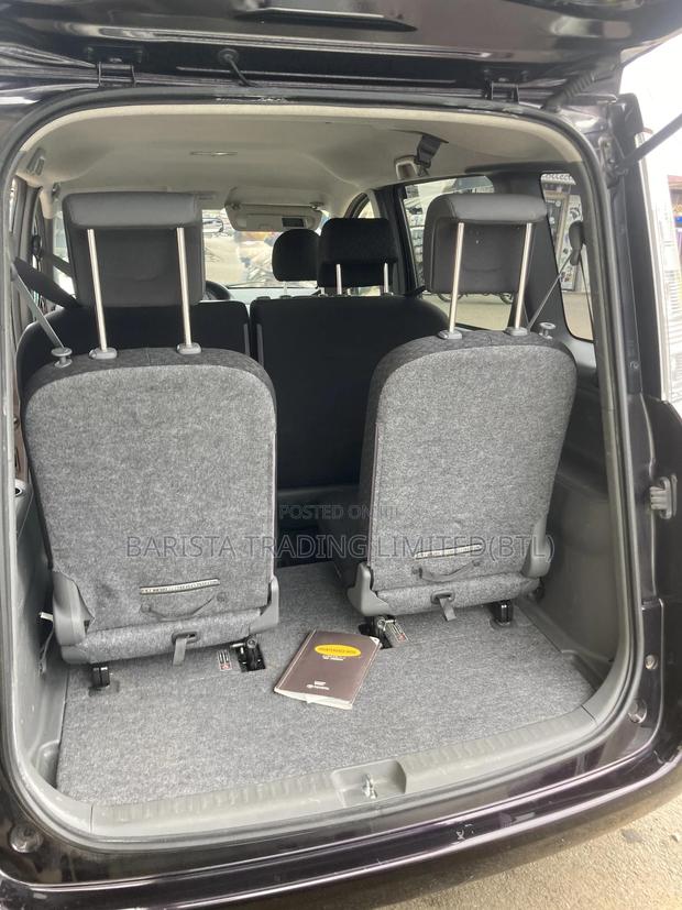 Toyota Sienta 1.5 AWD 2012 Burgundy