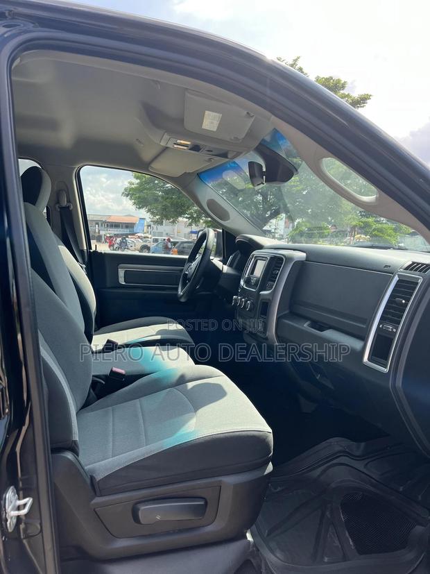 Dodge RAM 1500 5.7 Petrol AWD 2021 Black