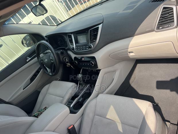 Hyundai Tucson SE AWD 2018 Black