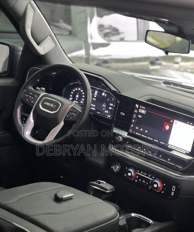 GMC Sierra 2023 Black