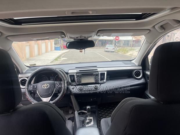Toyota RAV4 2018 Gray