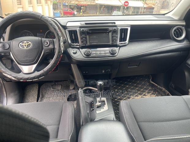 Toyota RAV4 2018 Gray