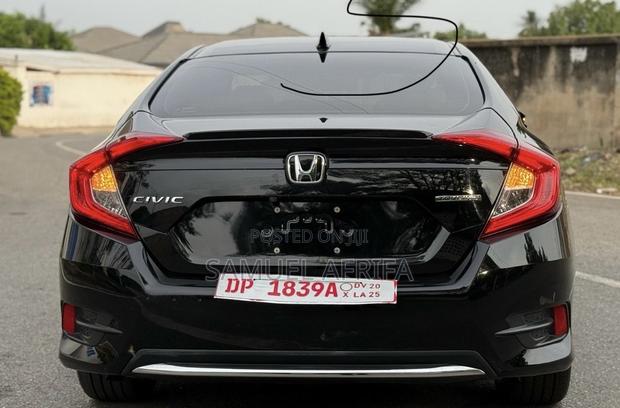 Honda Civic Touring Sedan 2019 Black