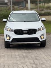 Kia Sorento 4dr SUV 2016 White for sale