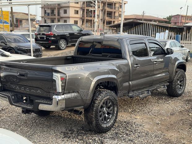Toyota Tacoma Limited 2019 Black