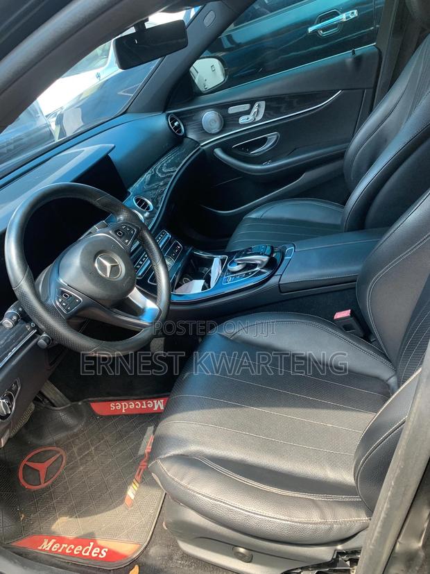 Mercedes-Benz E300 2017 Black