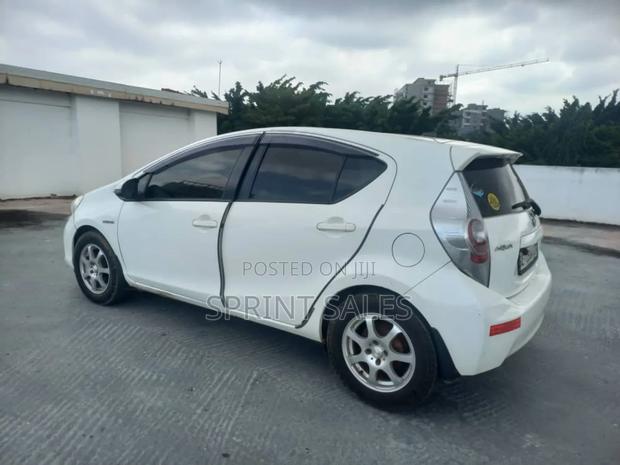 Toyota Aqua 2015 White