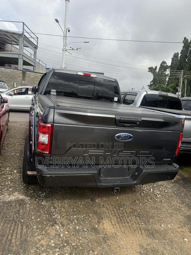 Ford F-150 XLT 4x4 SuperCrew Cab Styleside 5.5 ft. box 145 in. WB 2019
