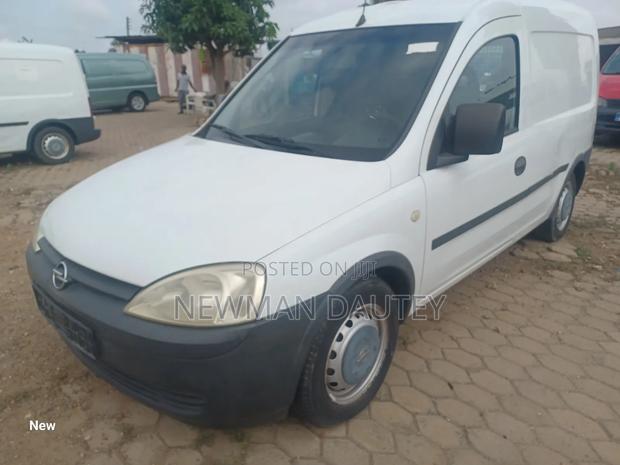 Opel Combo 1.4i 2012 White