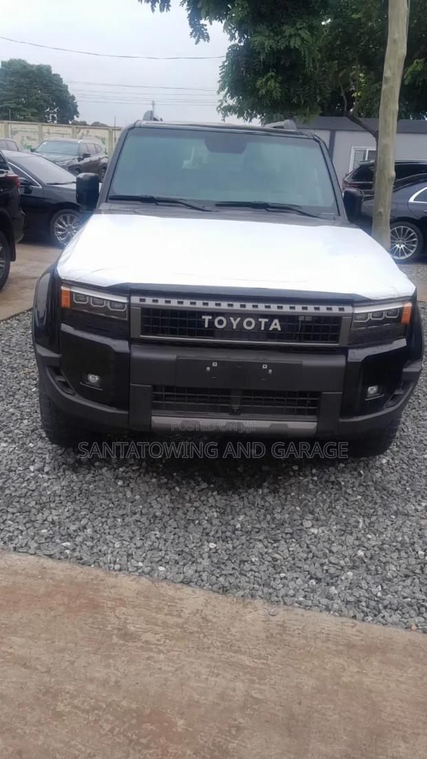 New Toyota Land Cruiser Prado 2024 Black