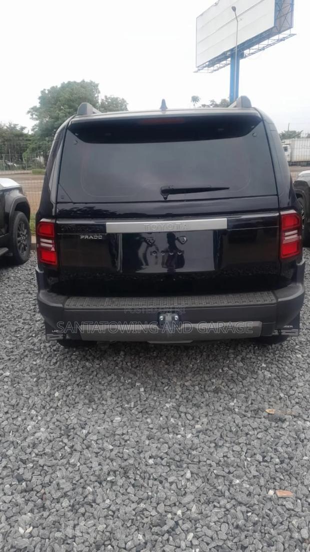 New Toyota Land Cruiser Prado 2024 Black