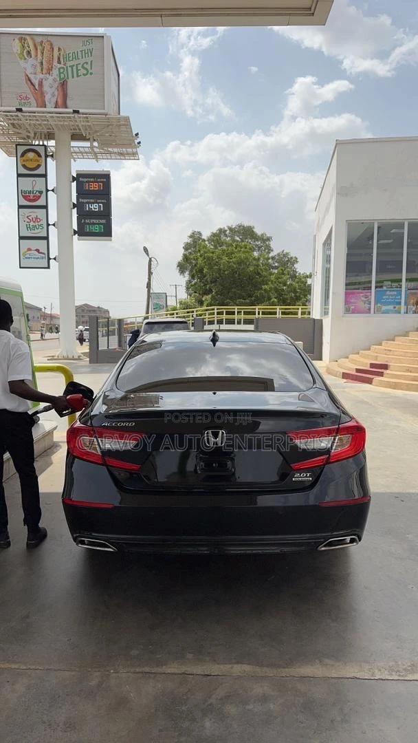 Honda Accord Touring 2.0T 2018 Black