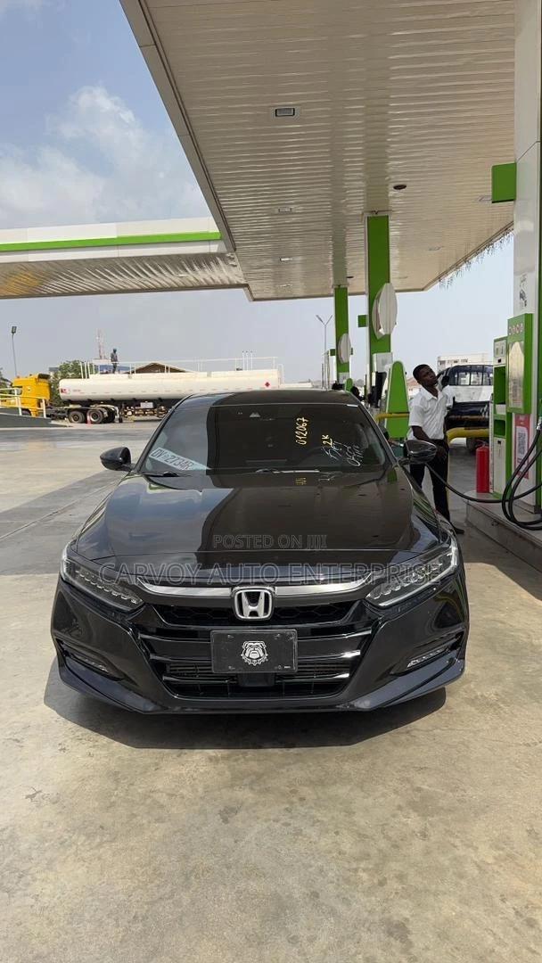 Honda Accord Touring 2.0T 2018 Black