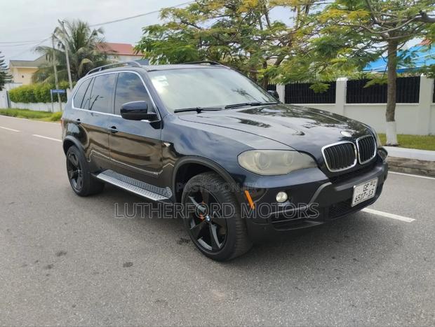 BMW X5 xDrive48i AWD (4.8L 8cyl 6A) 2010 Black