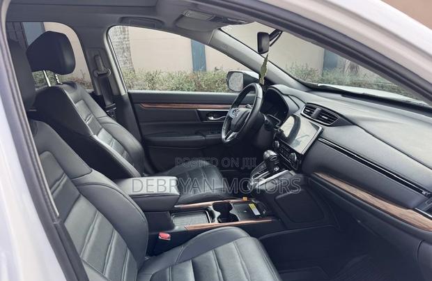 Honda CR-V Touring 2021 White
