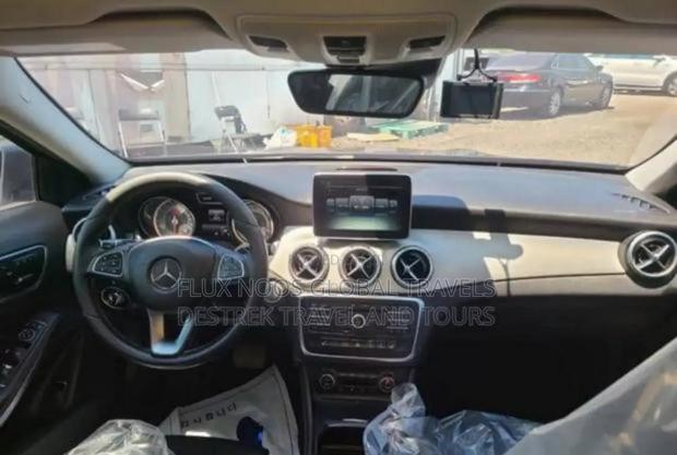 Mercedes-Benz GLA-Class 2016 Gray