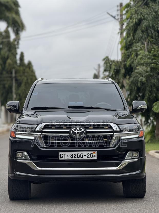 Toyota Land Cruiser 4.6 V8 VX-R 2015 Black