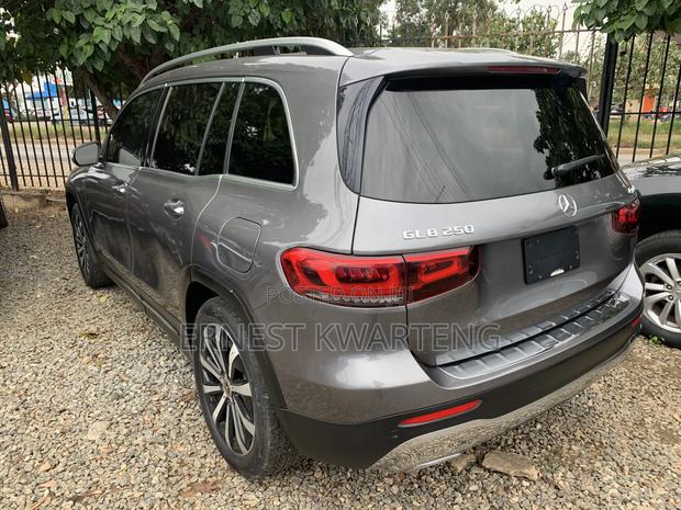 Mercedes-Benz GLB-Class 2022 Gray