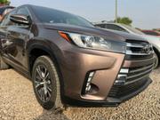 Toyota Highlander LE 4x2 (2.7L 4cyl 6A) 2018 Gray for sale