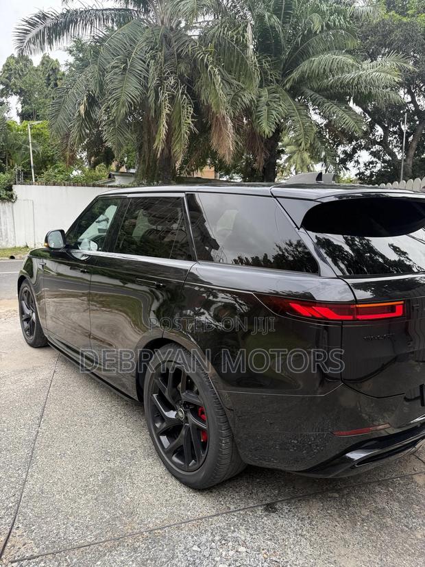 Land Rover Range Rover Sport SE 2024 Black