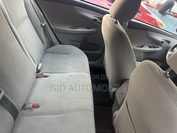 Toyota Corolla 2013 Black