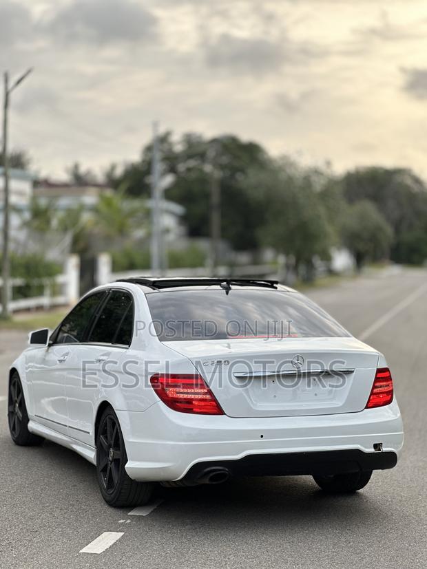 Mercedes-Benz C250 2014 White