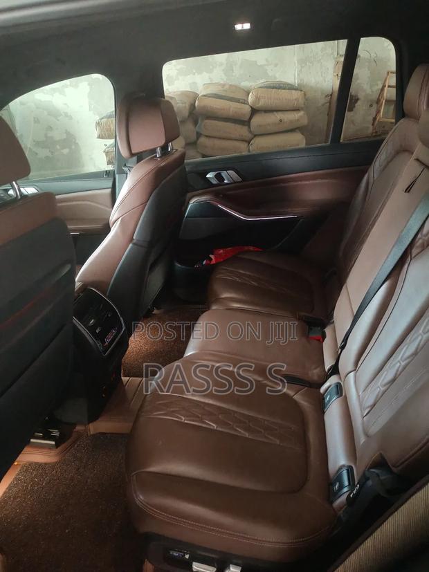 BMW X7 xDrive40i 2022 Gray