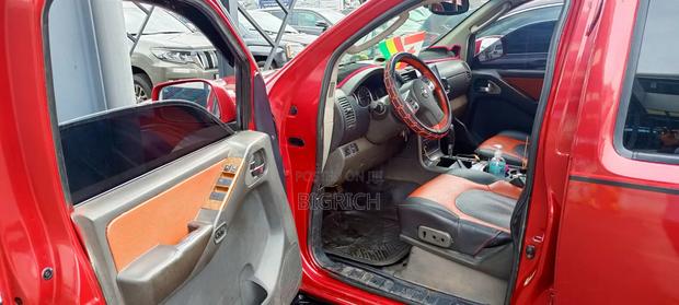 Nissan Pathfinder LE 2005 Burgundy