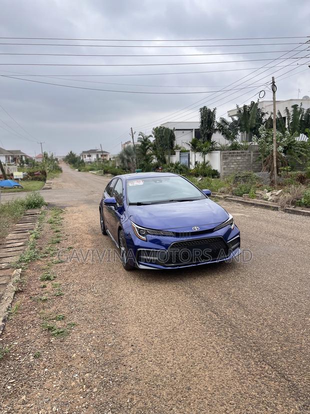 Toyota Corolla XSE 2024 Blue