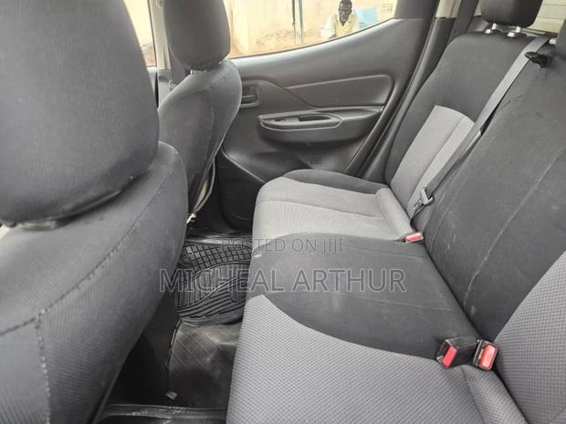 Mitsubishi L200 2021 White