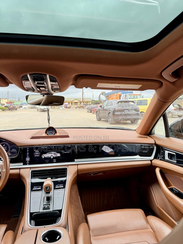 Porsche Panamera 4 Executive AWD 2019 Black