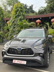 Toyota Highlander Limited AWD 2023 Gray for sale