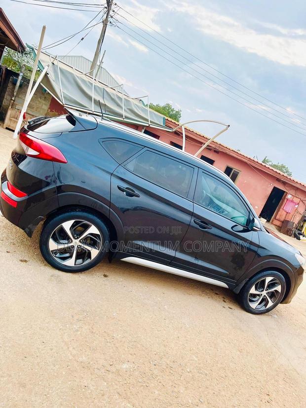 Hyundai Tucson 2016 Black