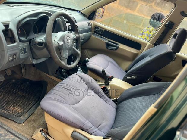 Nissan Terrano 2.7 TD Comfort 2008 Green