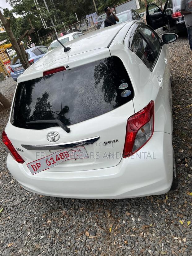 Toyota Vitz 1.3 AWD 3dr 2012 White