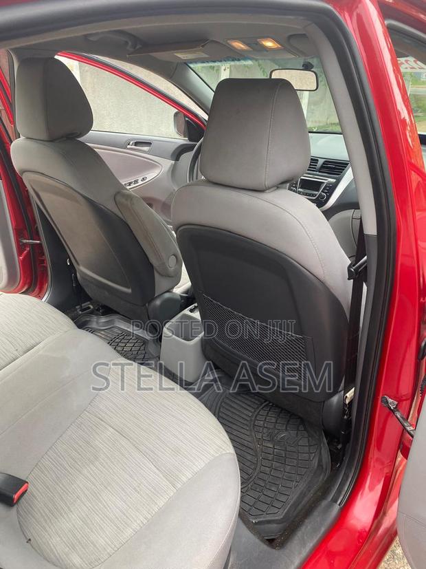 Hyundai Accent 2016 Red