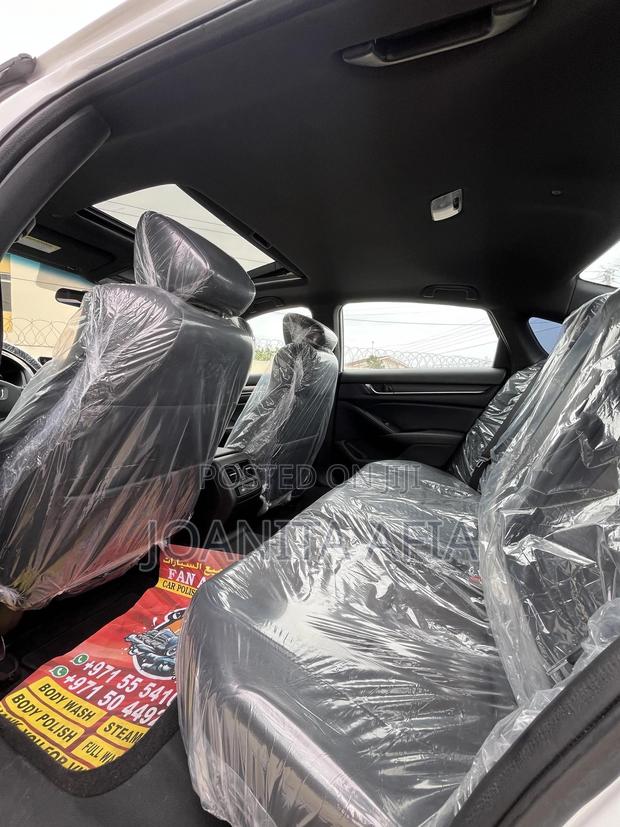 Honda Accord Touring 2.0T 2021 White