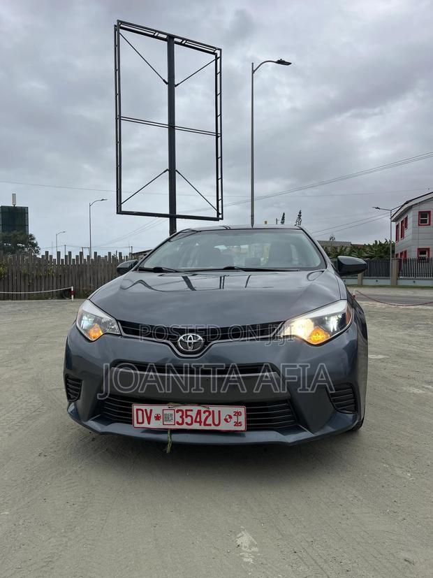 Toyota Corolla LE 4dr Sedan (1.8L 4cyl CVT) 2014 Gray