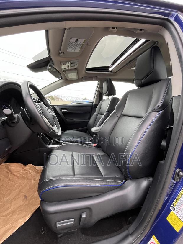 Toyota Corolla XSE 4dr Sedan (1.8L 4cyl CVT) 2017 Blue
